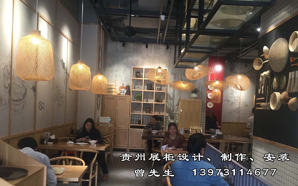 湖南万利隆包子铺展示柜制作